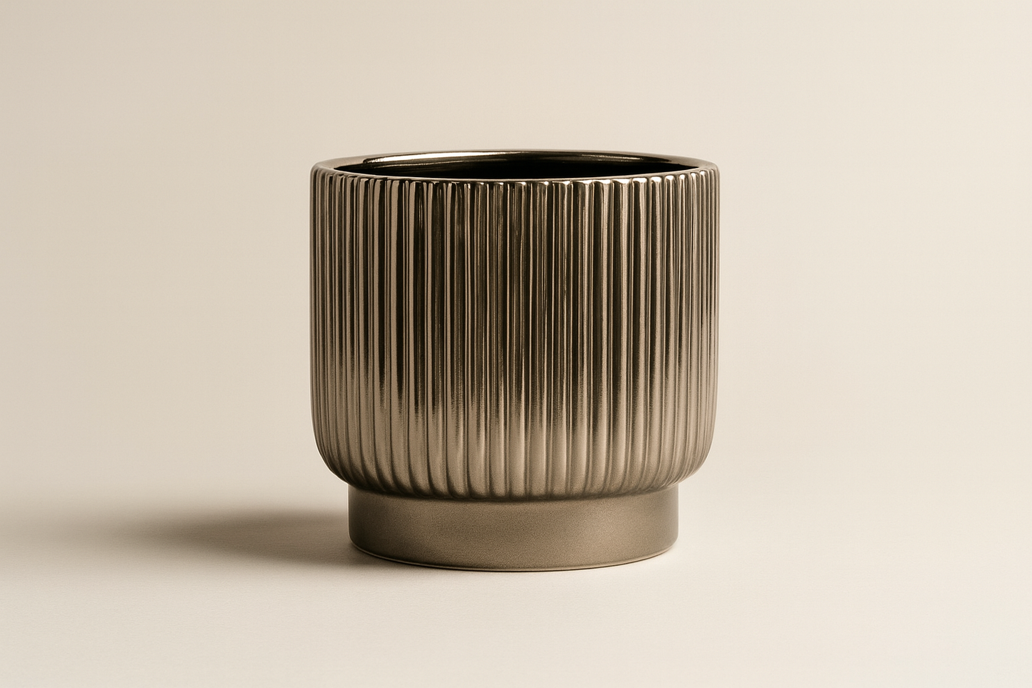 Tindra Vase